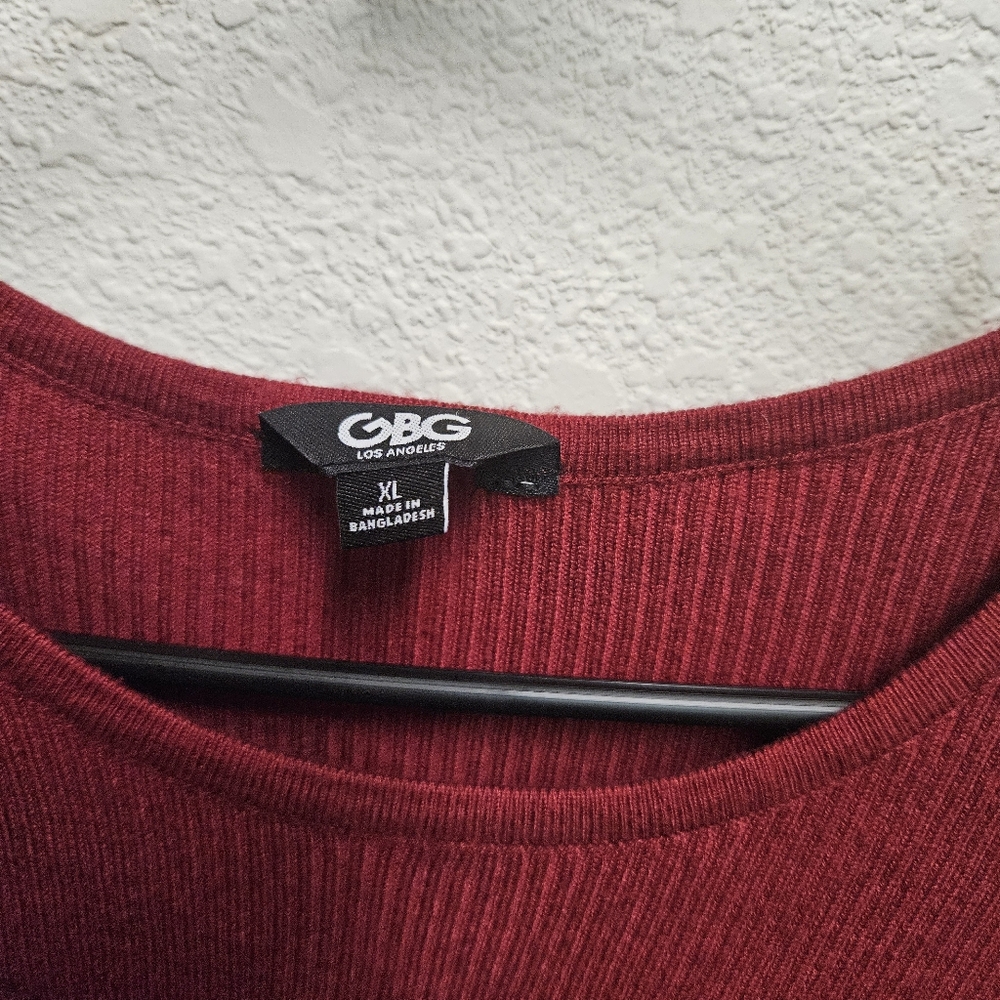 Maroon ribbed top - Picture 2 of 3